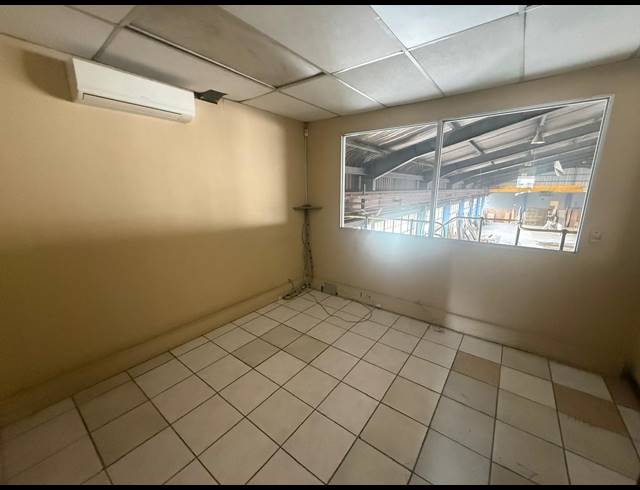 1,300M² WAREHOUSE TO LET IN ALRODE